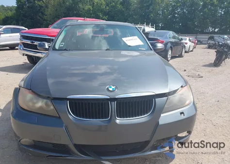 2008 BMW 328Xi из США, поврежденный, VIN WBAVC73538KP38692
